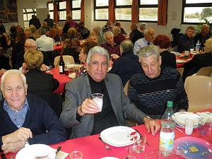 2015 12 19 ST LAURENT DU VAR REPAS DE NOEL AVEC L ALFAN (8)